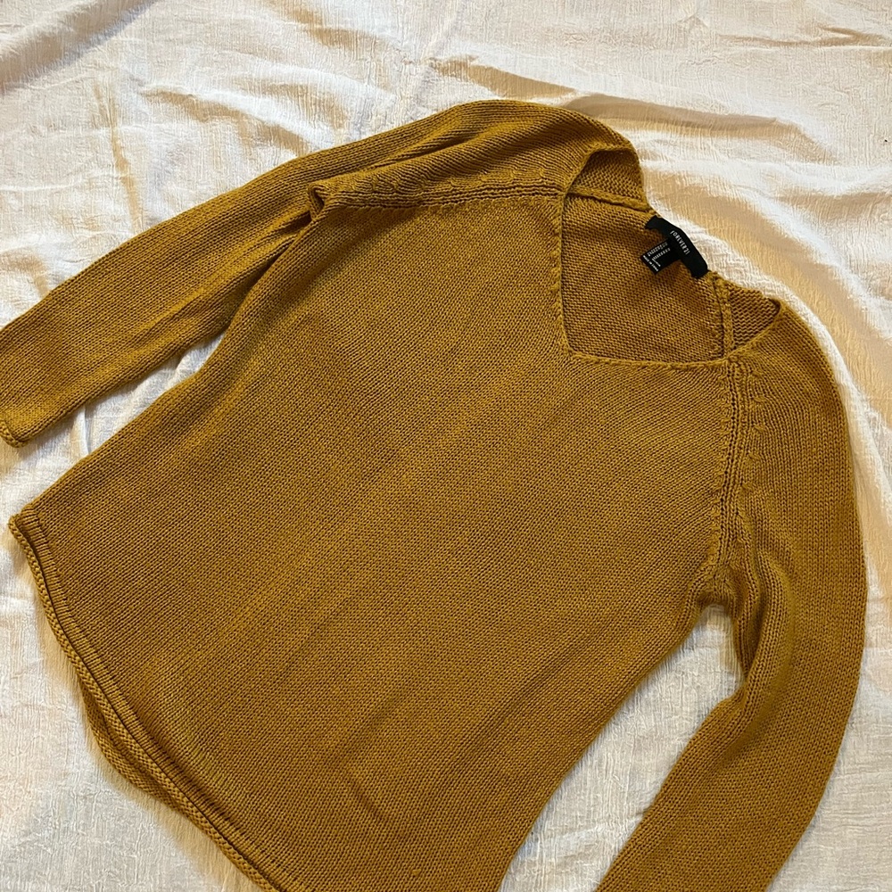 Forever 21 V-Neck Sweater in Mustard Yellow